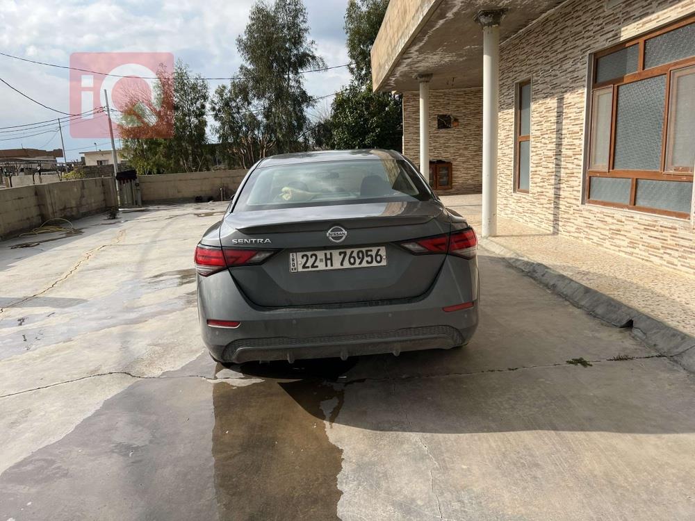 نیسان سێنترا